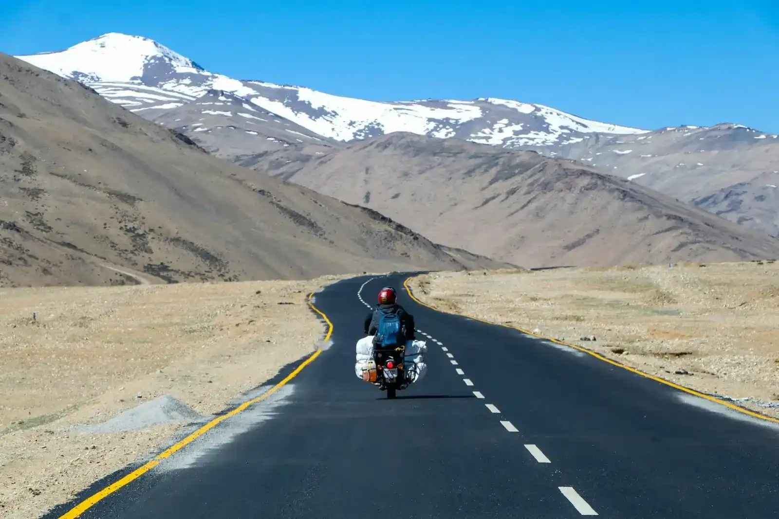 Ladakh bike trip- Bike rental srinagar
